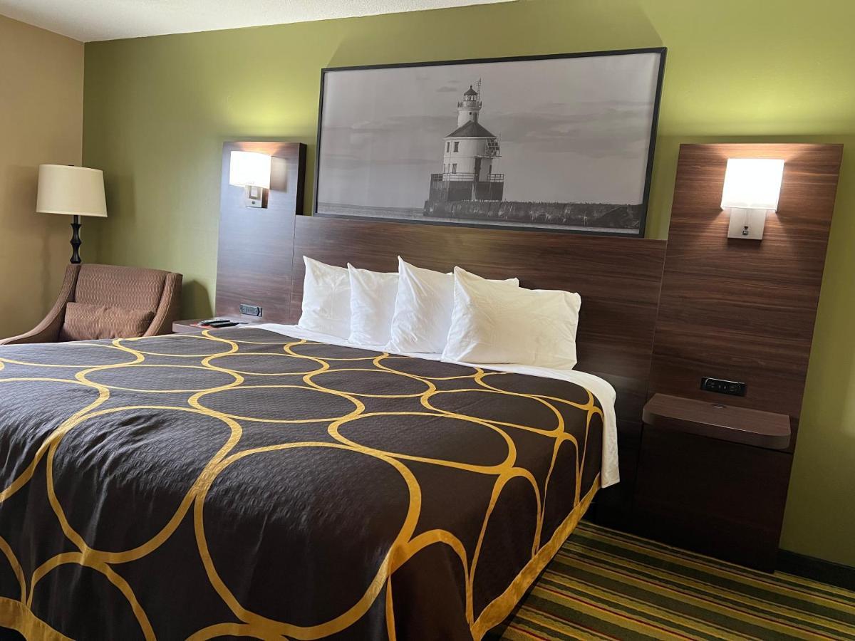 Super 8 By Wyndham Superior Wi Ξενοδοχείο Εξωτερικό φωτογραφία
