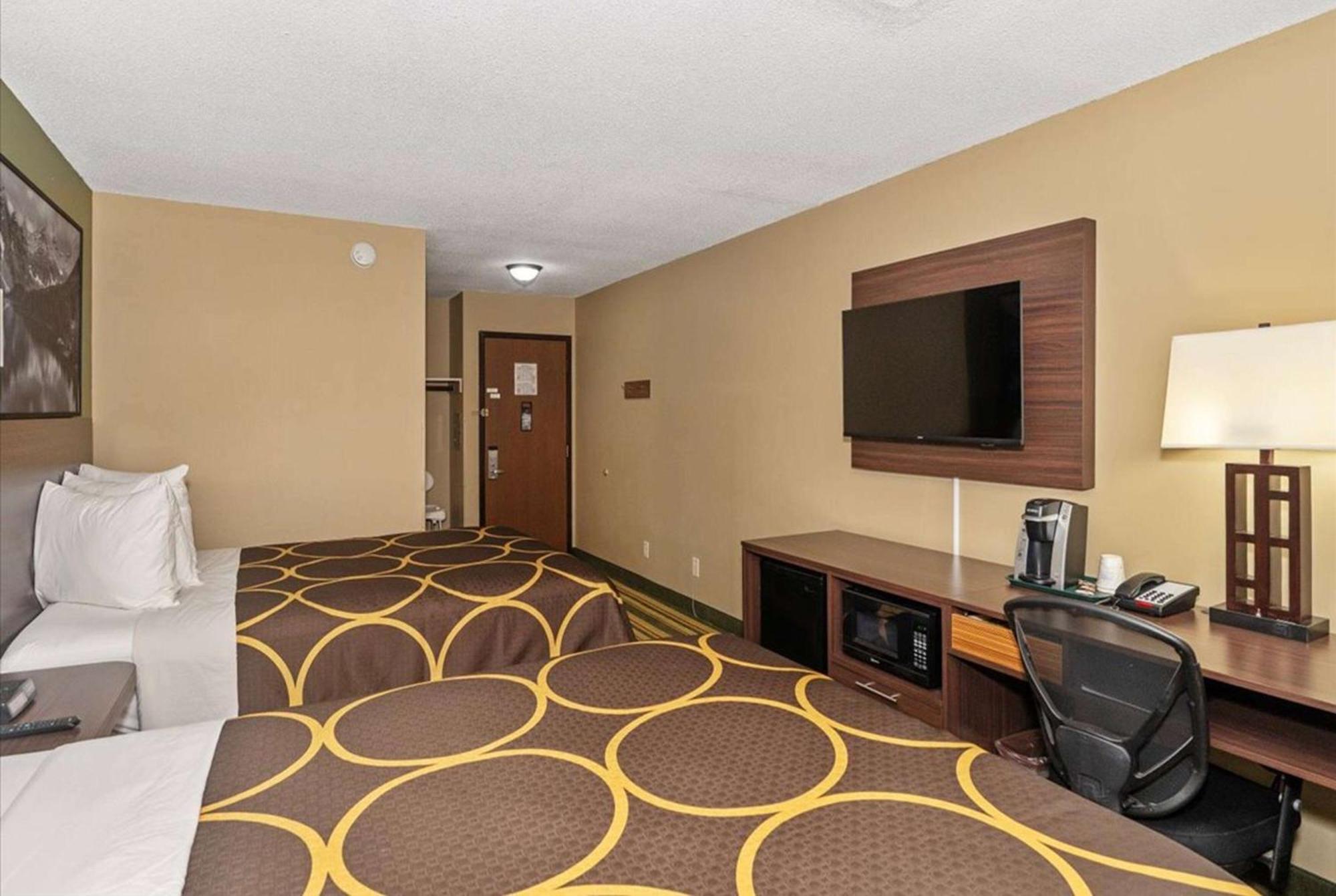 Super 8 By Wyndham Superior Wi Ξενοδοχείο Εξωτερικό φωτογραφία