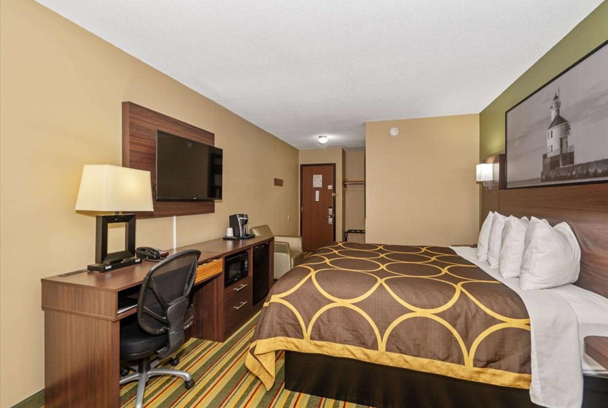 Super 8 By Wyndham Superior Wi Ξενοδοχείο Εξωτερικό φωτογραφία
