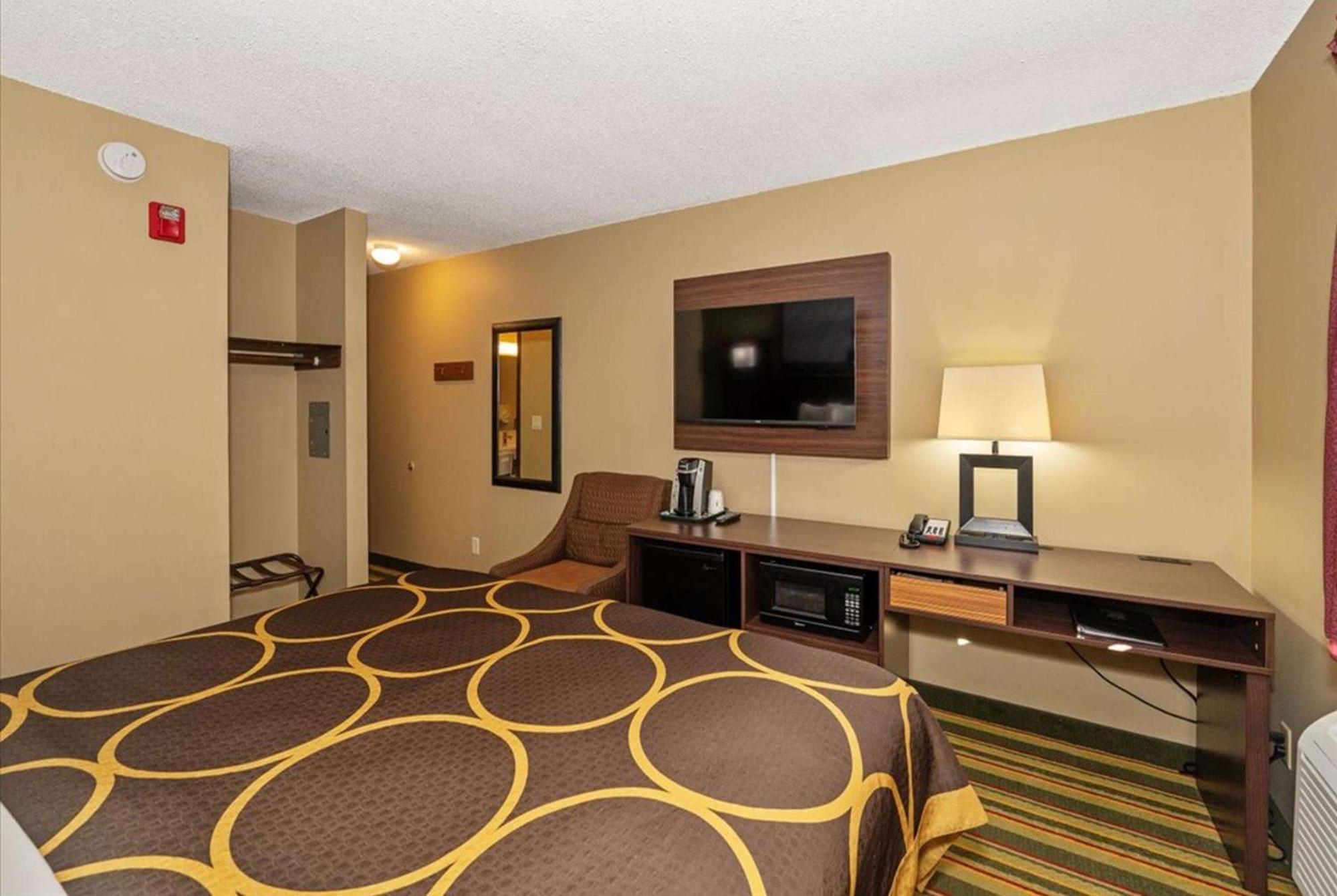 Super 8 By Wyndham Superior Wi Ξενοδοχείο Εξωτερικό φωτογραφία